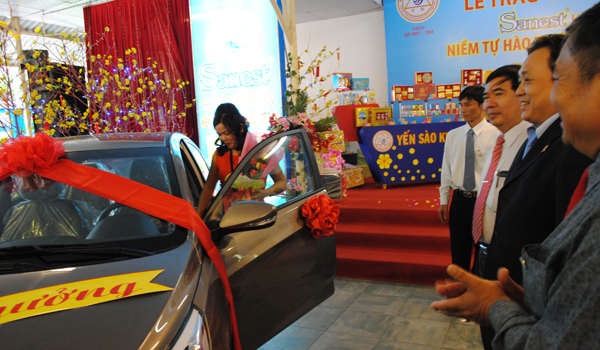 http://yensaokhanhhoa.com.vn/yensao/app/webroot/upload/images/TRAO%20GIAI%20NHAT%20XE%20HUYNDAI%20ACCENT_2.jpg